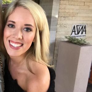 Meet your Posher, Tarah